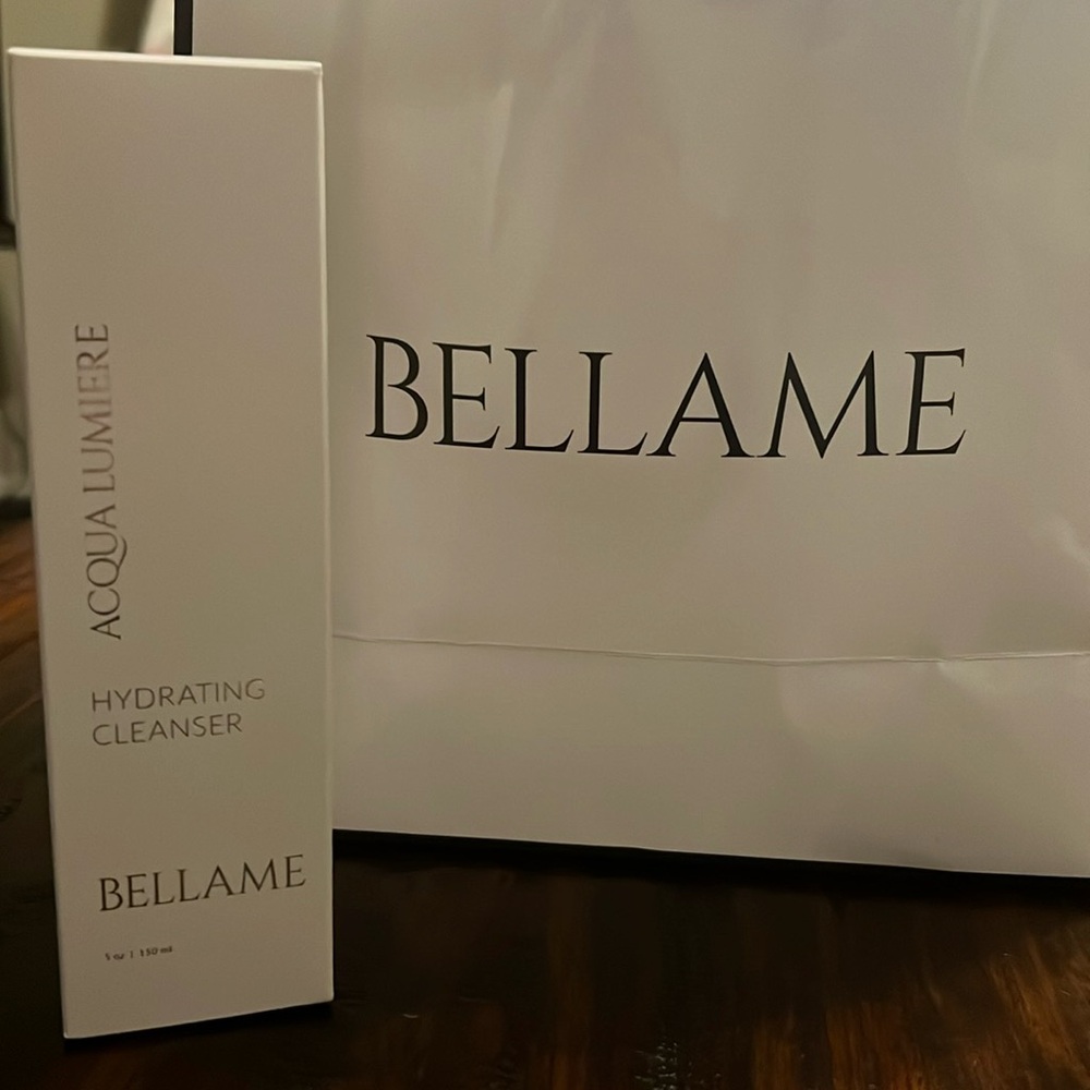 ACQUA LUMIERE HYDRATING CLEANSER
BELLAME NEW